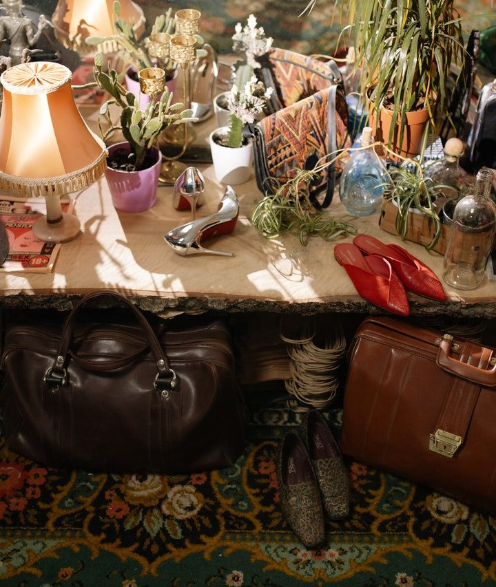 8 Tips for Packing Antiques and Collectibles