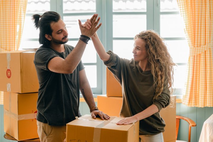 Moving to New City after Marriage: Relocation hints for Newlyweds